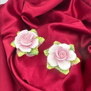 Coalport Pink Rose Ceramic Salt and Pepper Shakers.